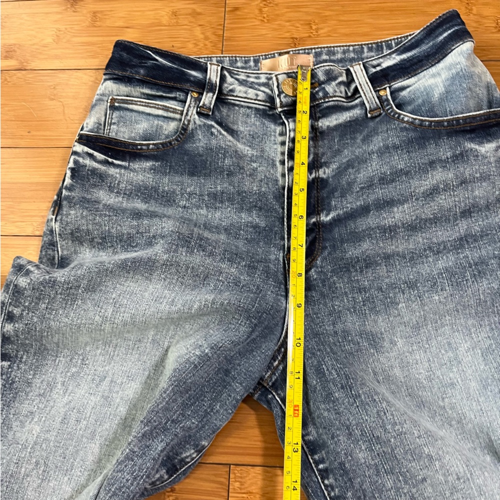 Kut from the Kloth High Rise Sienna Straight Leg Jeans in Stone Wash Denim NWOT - Picture 12 of 16